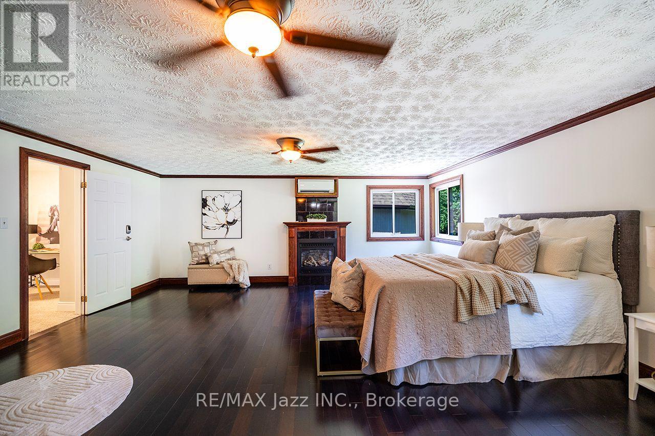 624 ROSELAWN AVENUE - 26
