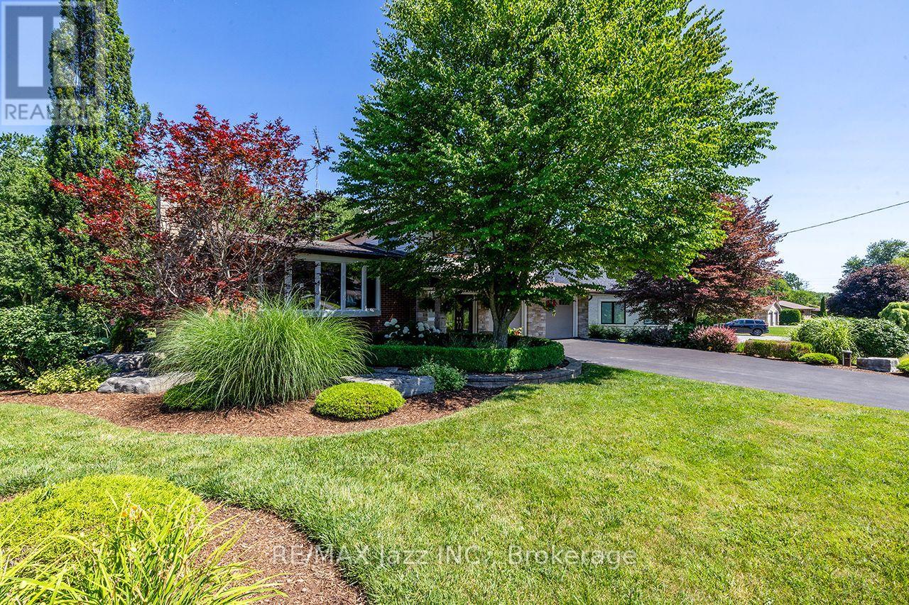 624 ROSELAWN AVENUE - 3