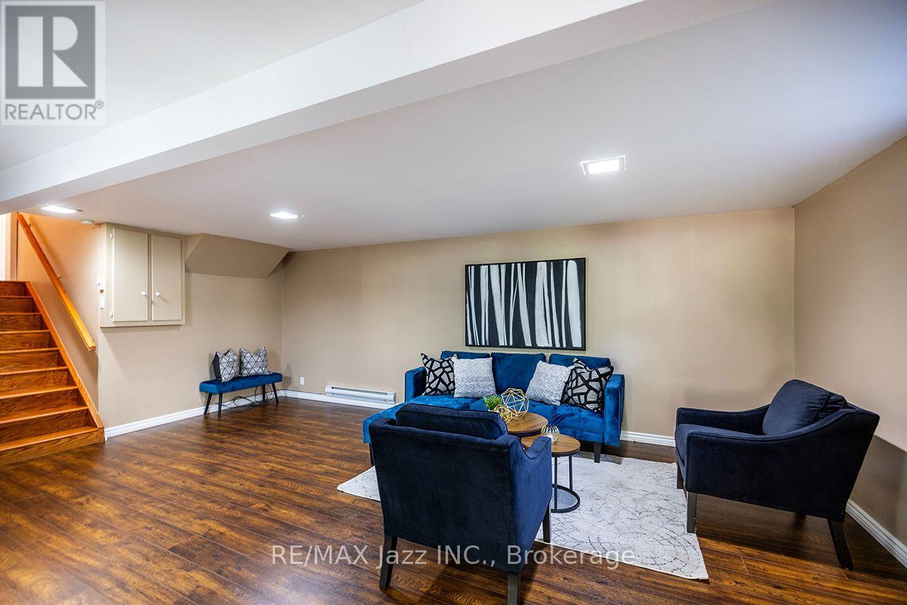 624 ROSELAWN AVENUE - 40
