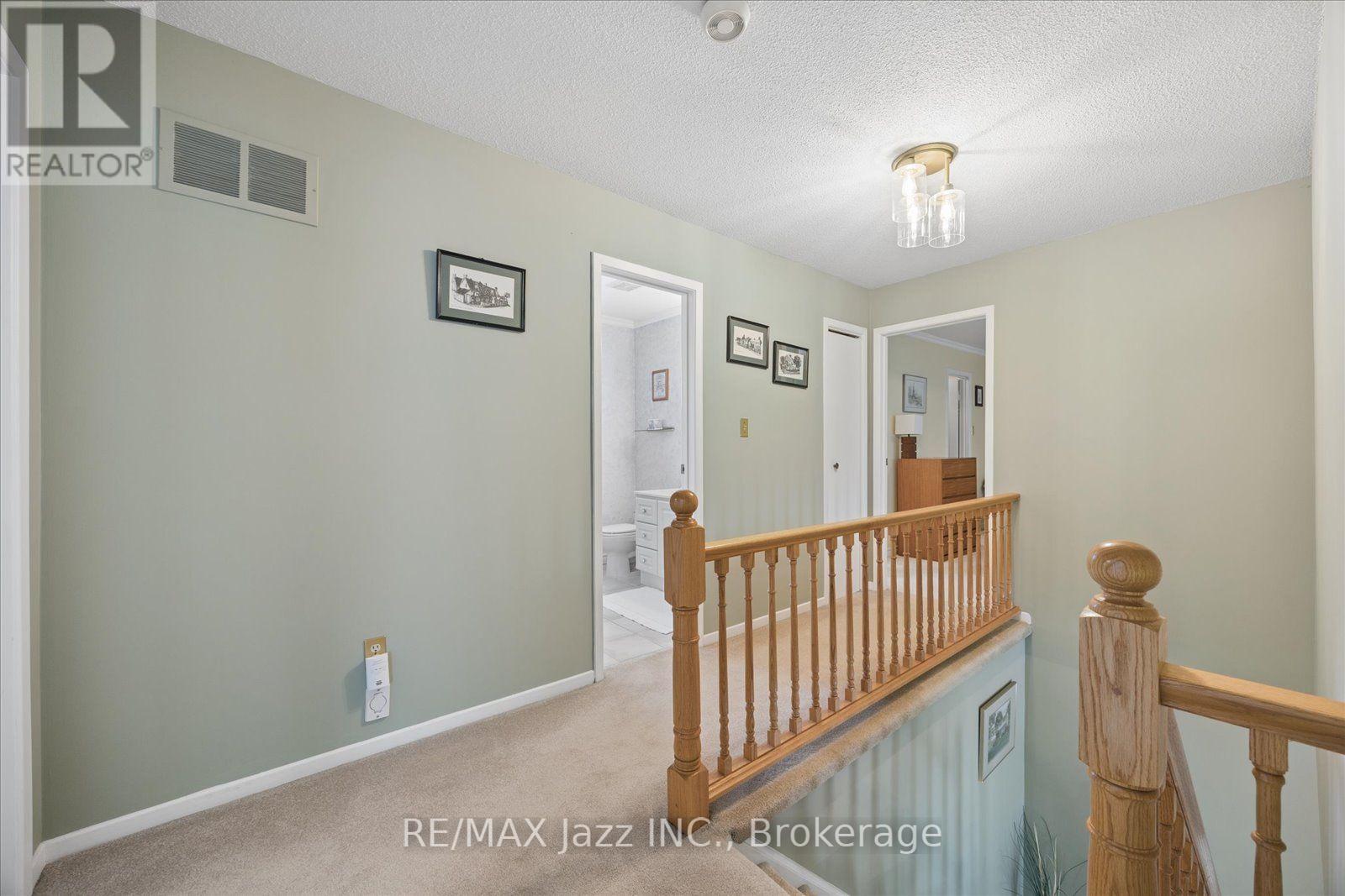 38 TRINITY CRESCENT - Image 23