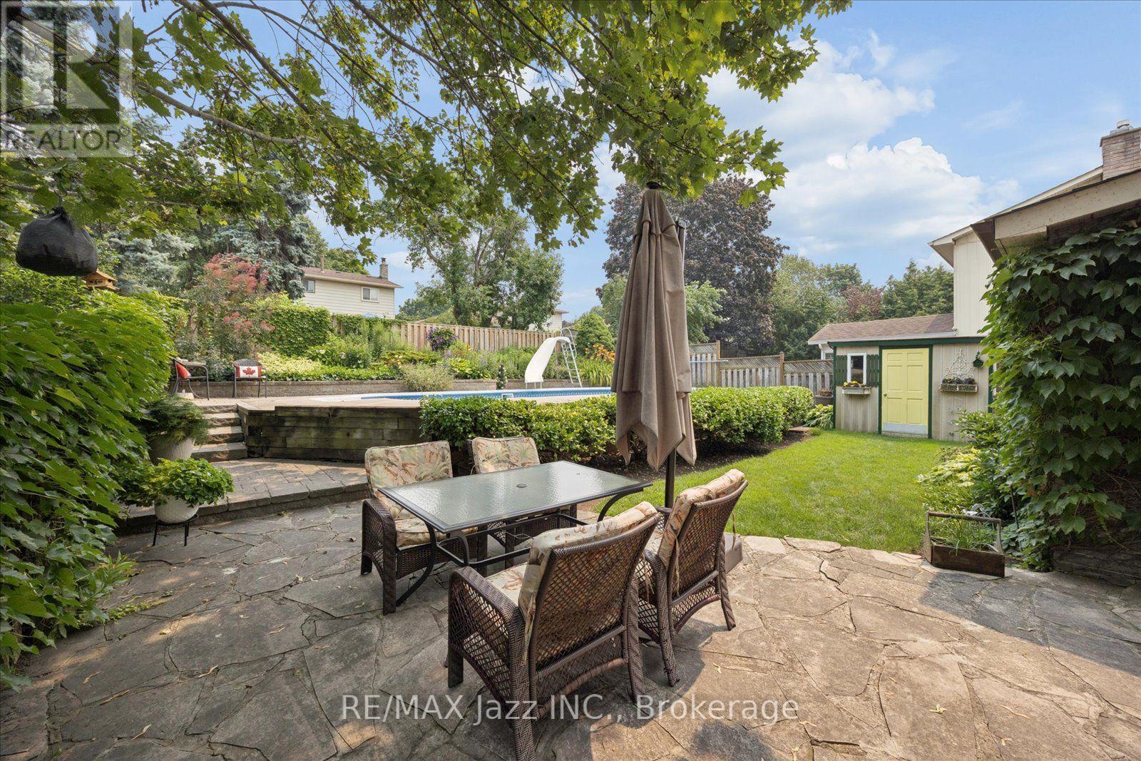38 TRINITY CRESCENT - Image 39