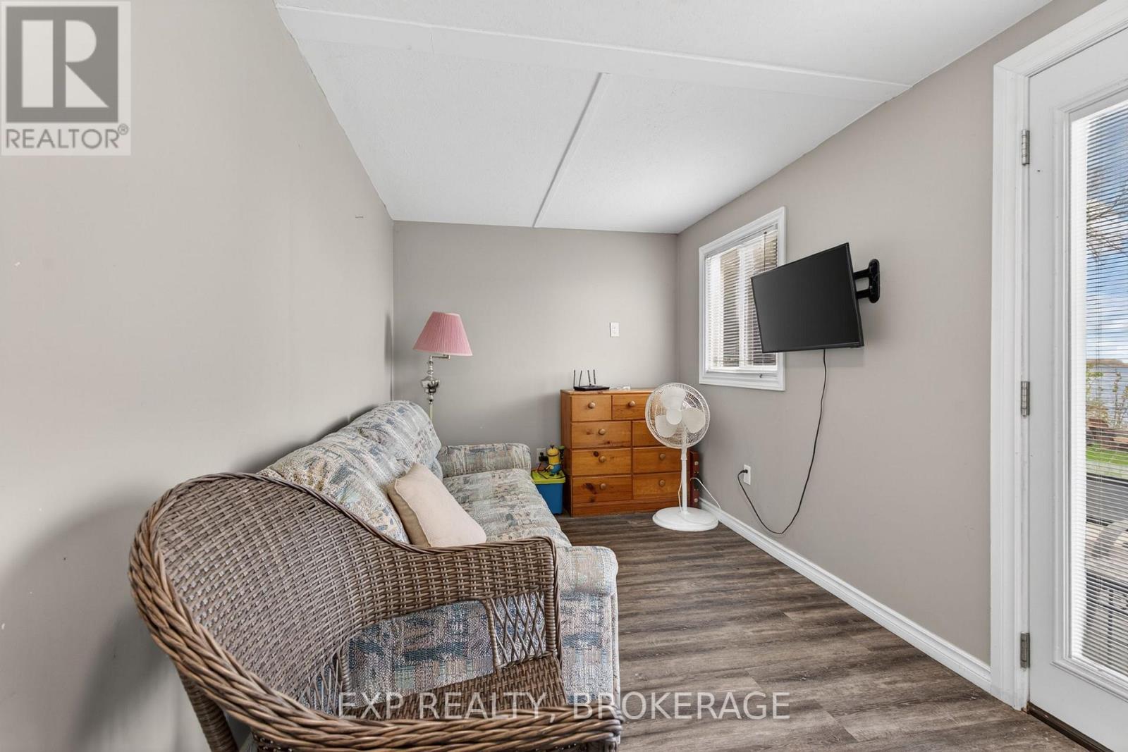 178 ALARIE LANE - 10