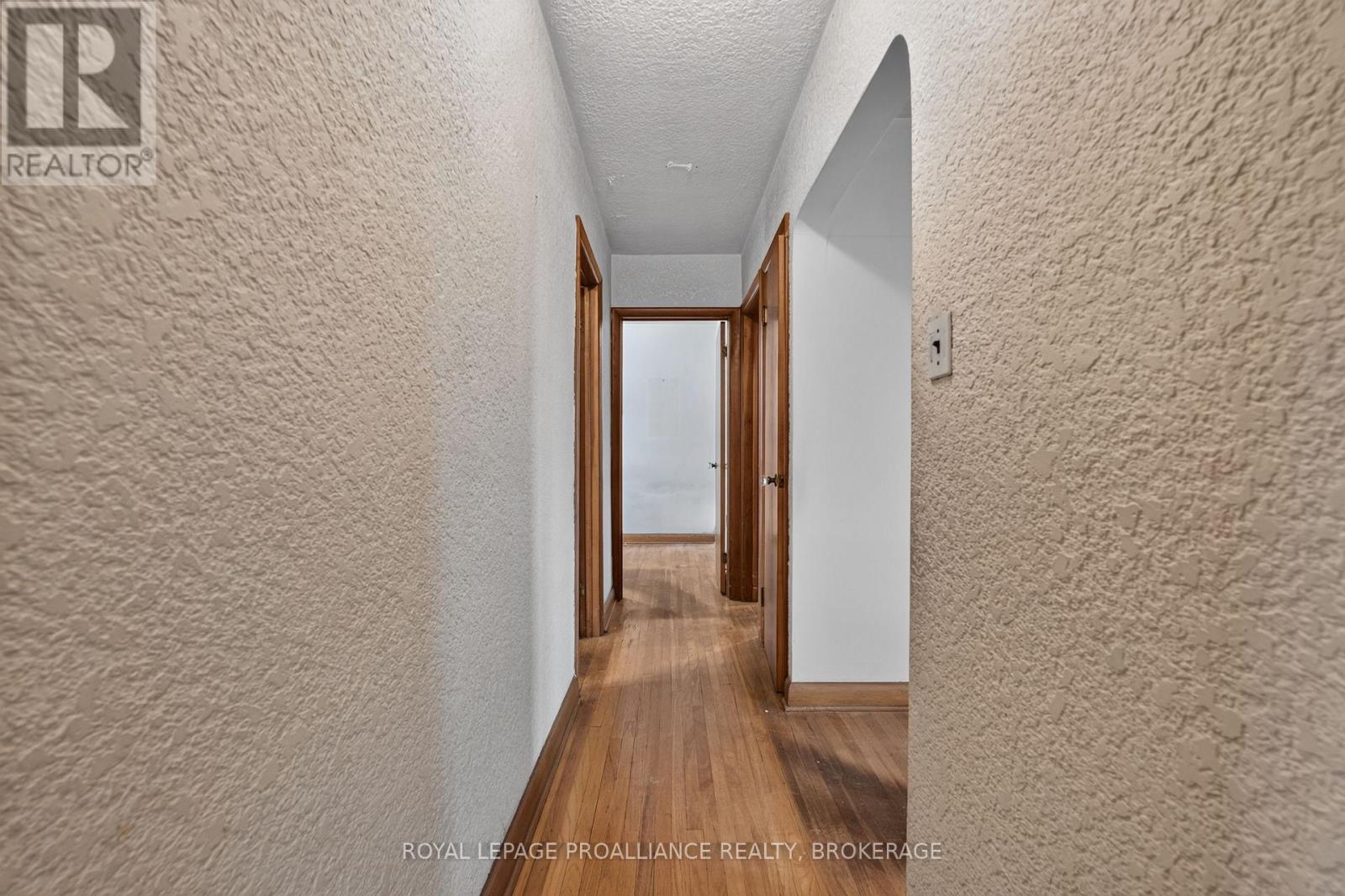 267 LAKEVIEW AVENUE - 15