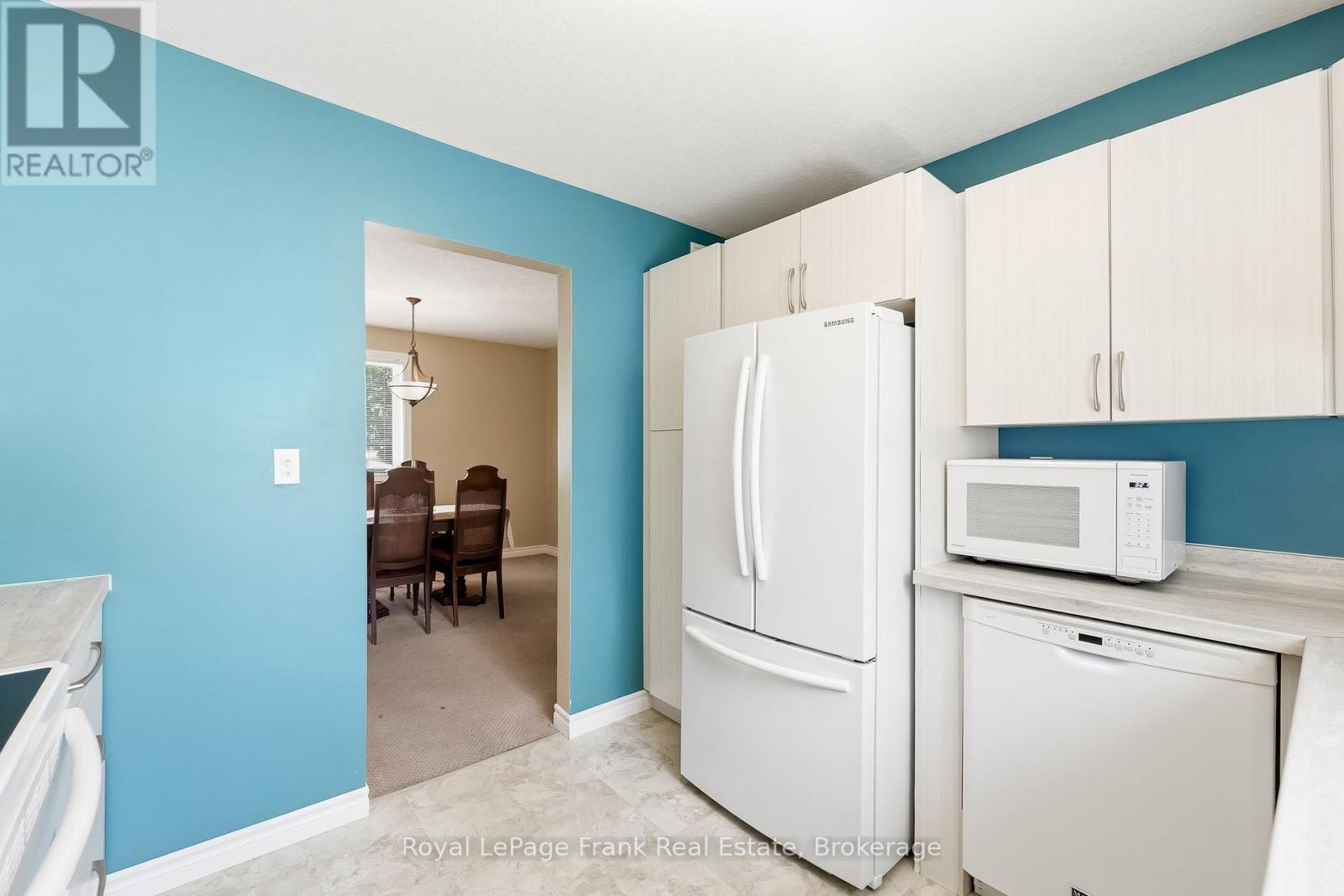 25 BARBARA STREET - 18