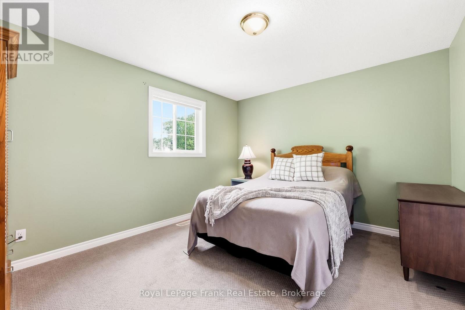 25 BARBARA STREET - 19