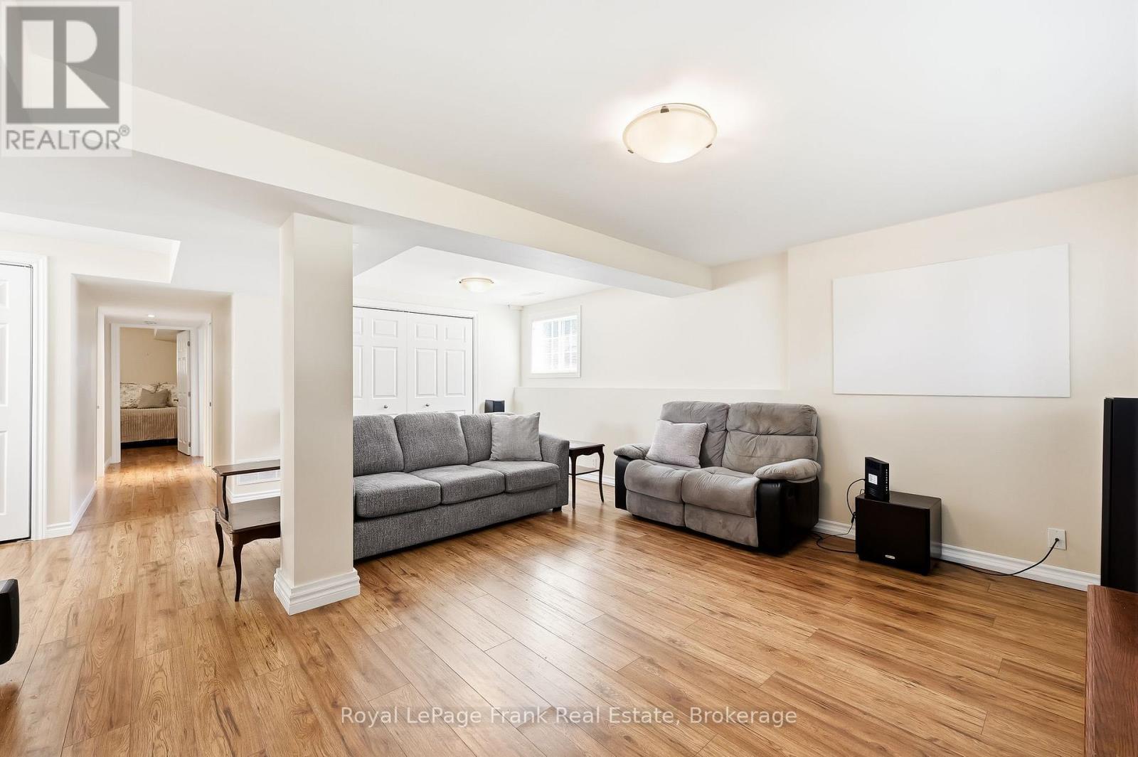 25 BARBARA STREET - 26