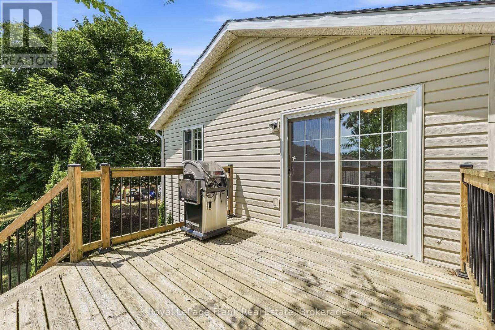 25 BARBARA STREET - 33