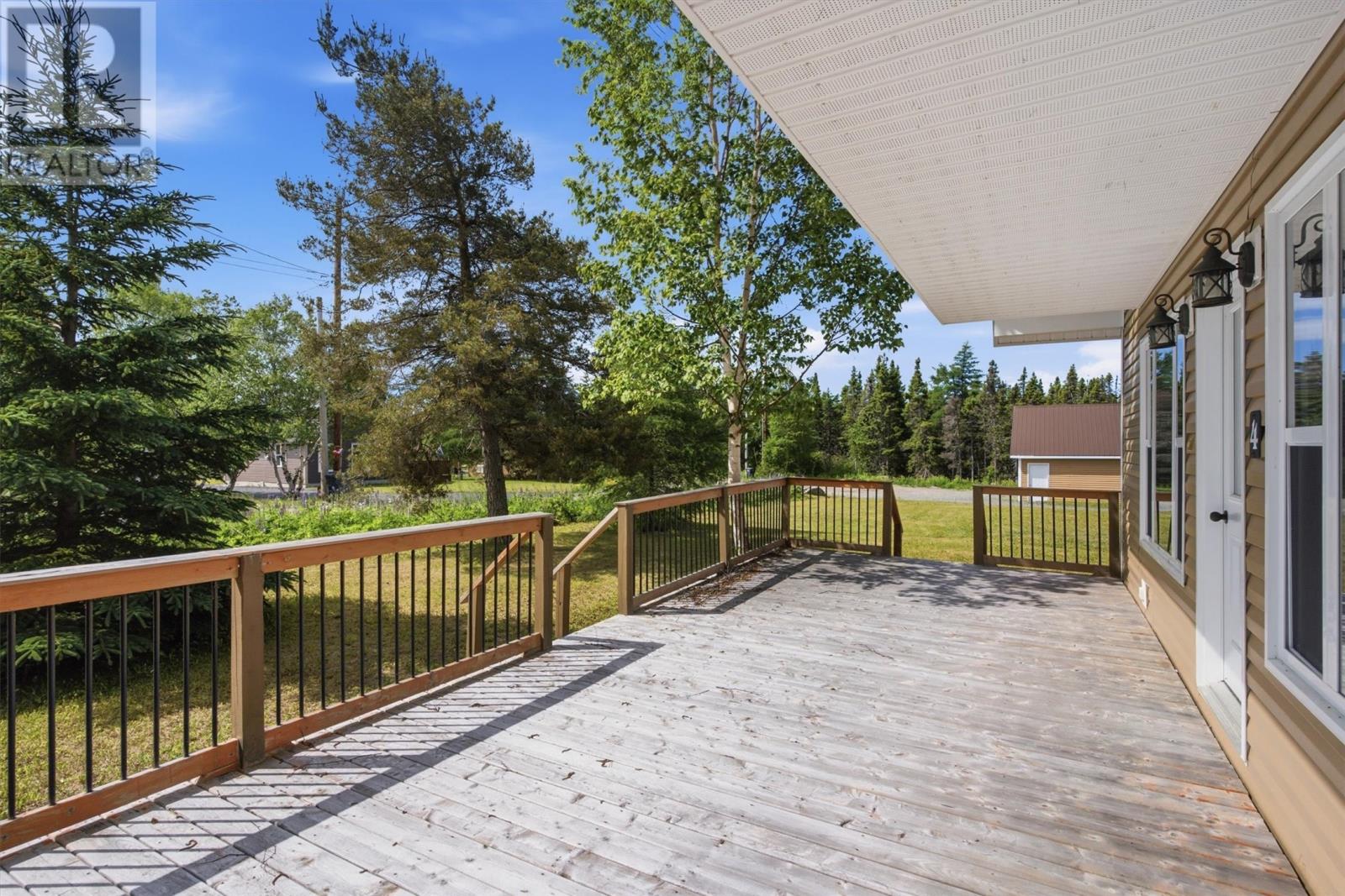 11 Pinetree Road - Image 27