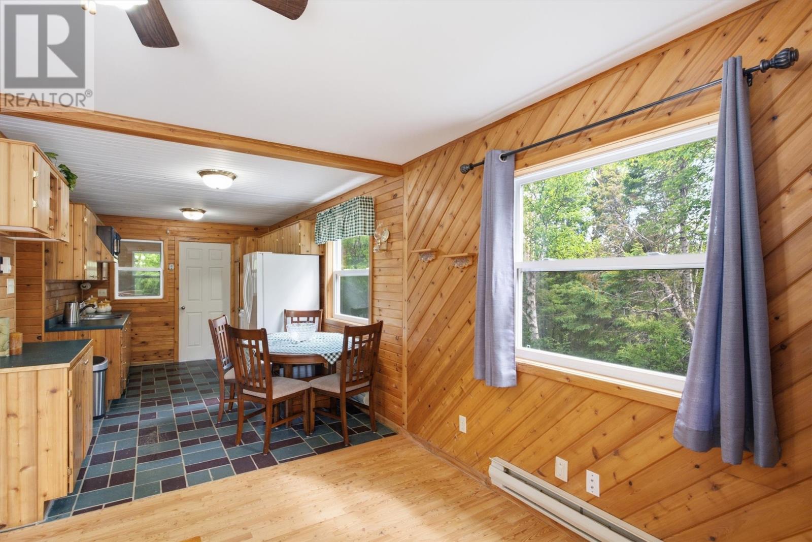 11 Pinetree Road - Image 15