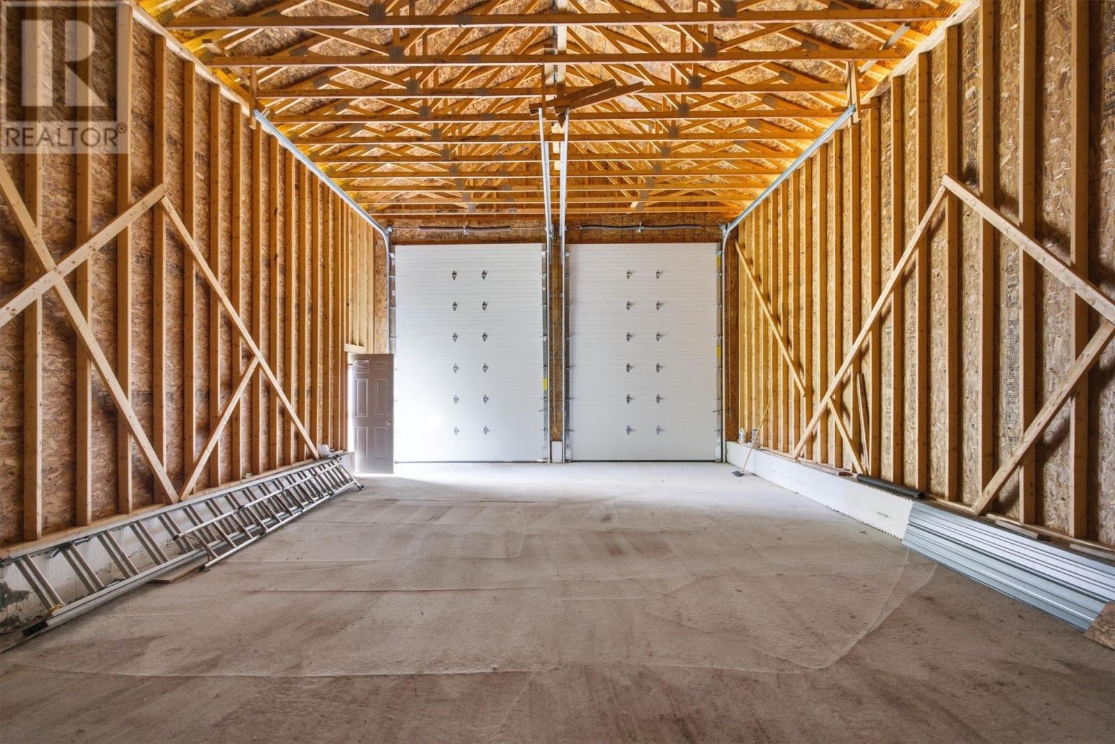 11 Pinetree Road - Image 33