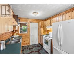 11 Pinetree Road thumbnail 8