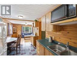 11 Pinetree Road thumbnail 9