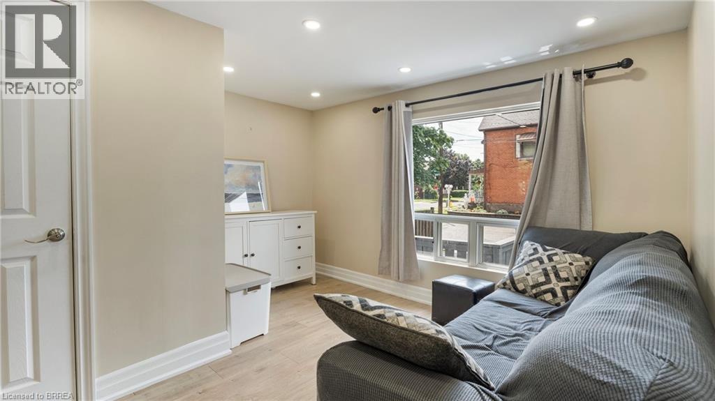 33 HIGHLAND Avenue - 3