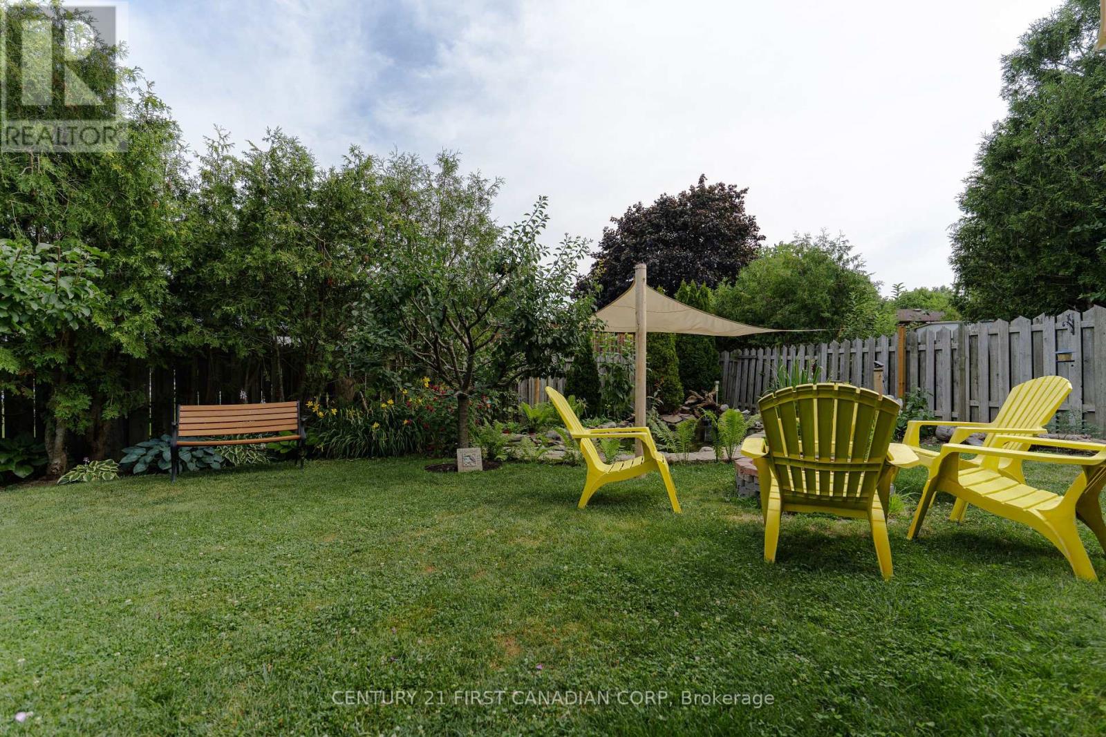 32 MENDIP CRESCENT - 42