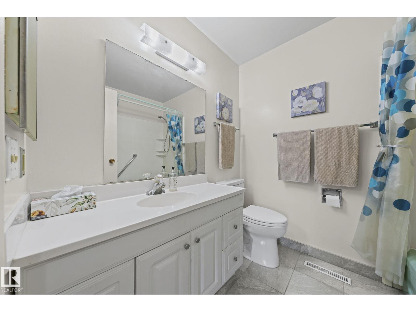 8323 142 AV NW - 14