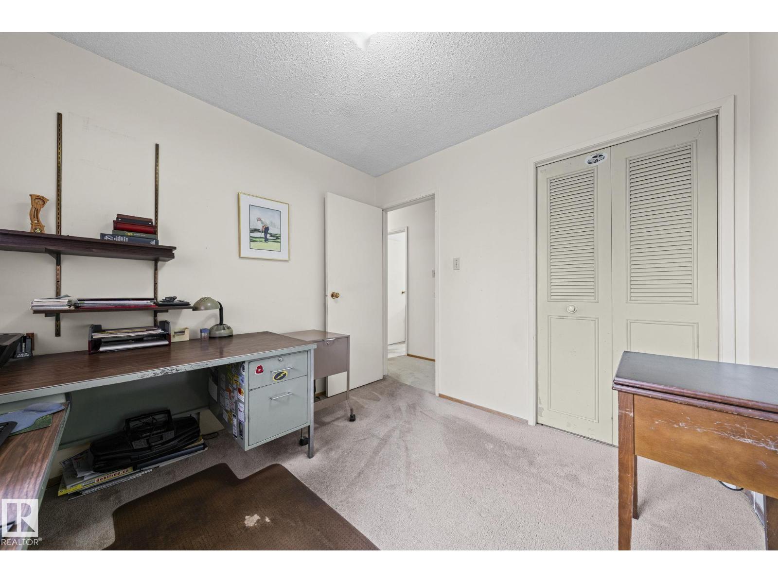 8323 142 AV NW - 21