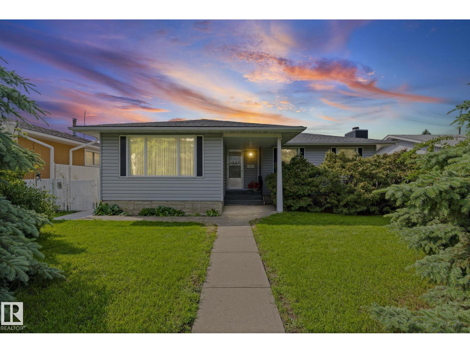 8323 142 AV NW - 1