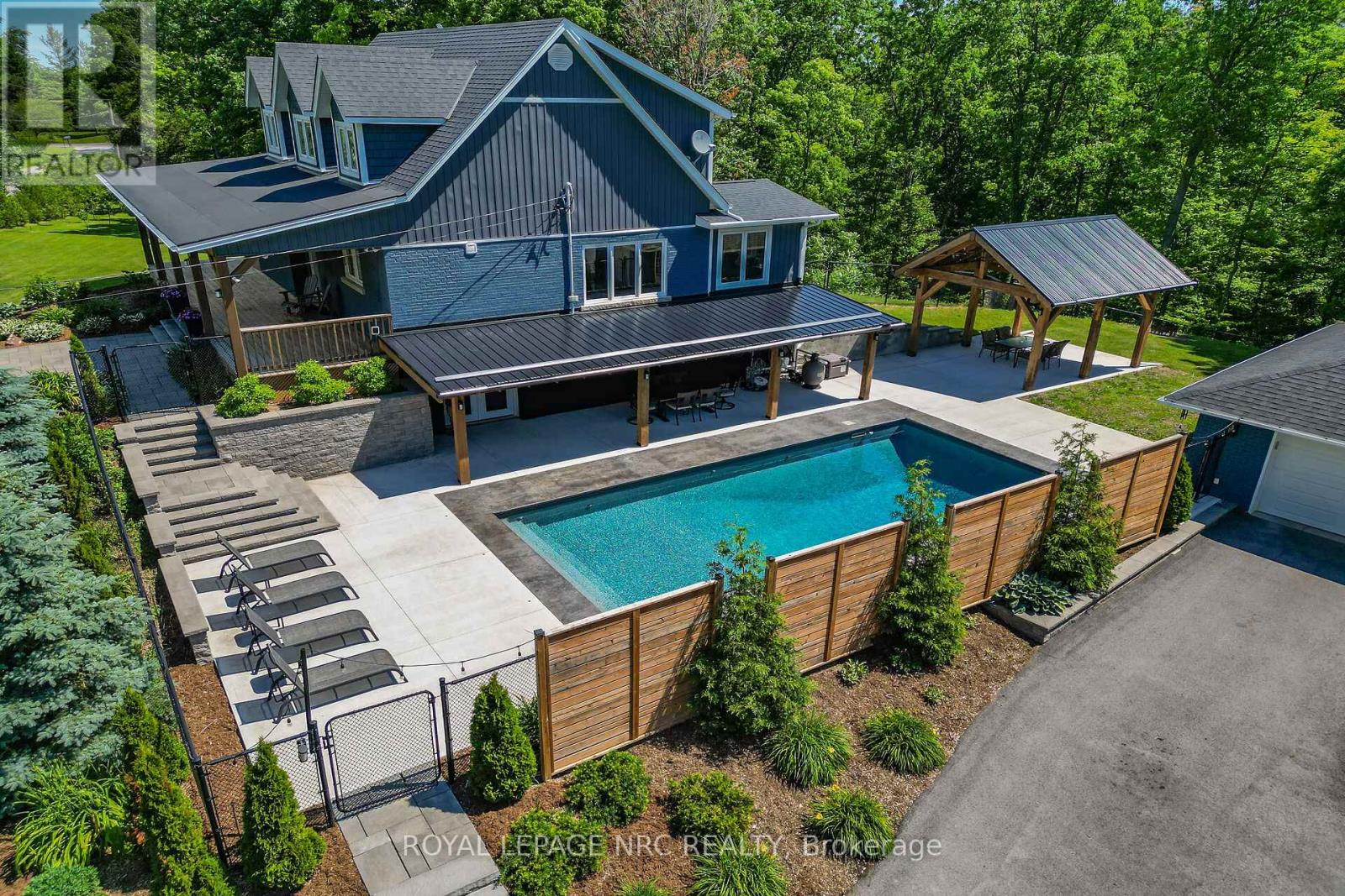 3063 NINTH STREET - 4