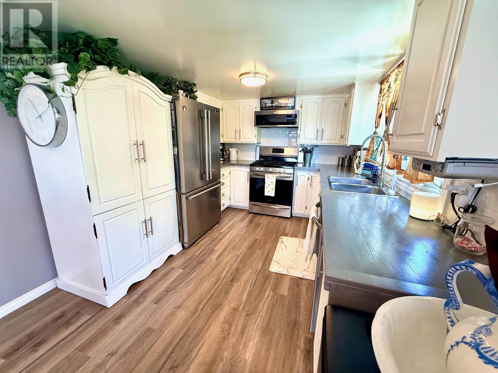 1305 Storm Bay Road - 13