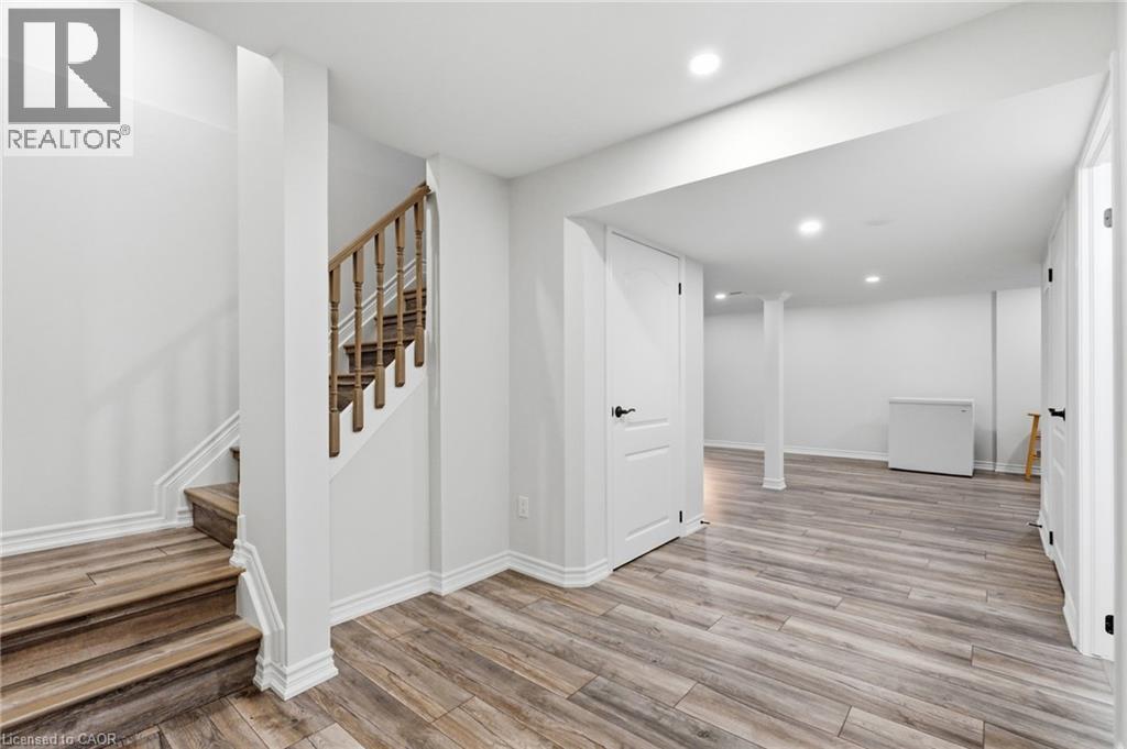 2241 GLAZEBROOK Circle - 38