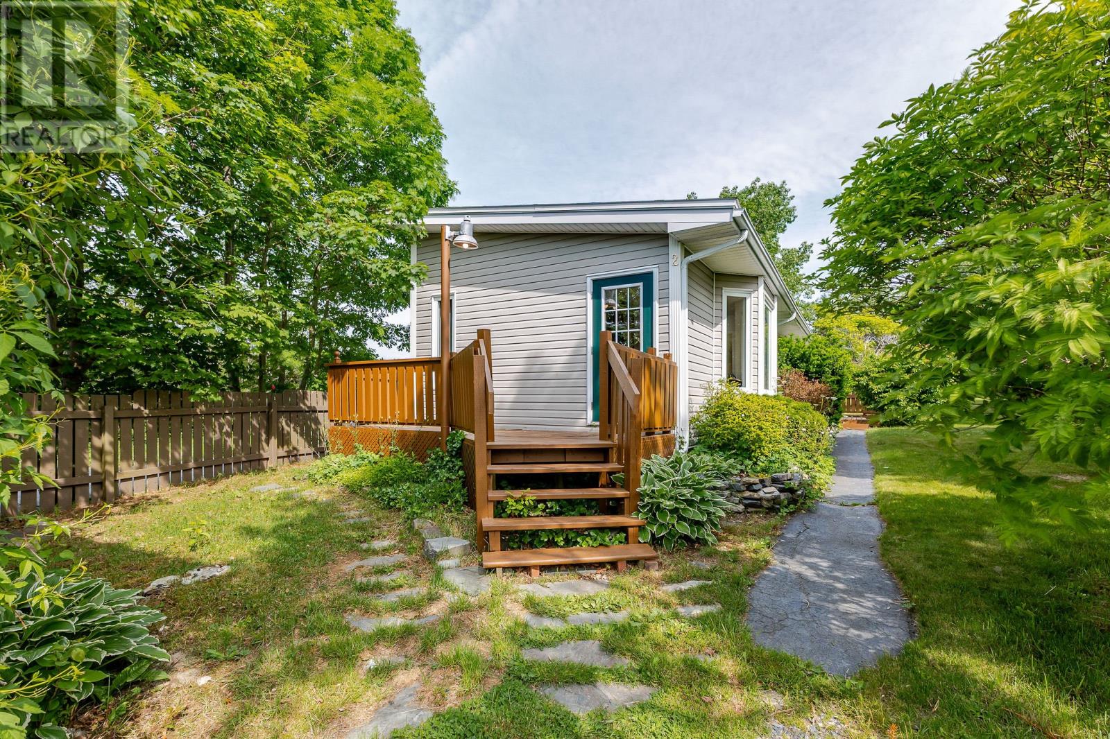 2 Lower Path Road - 36