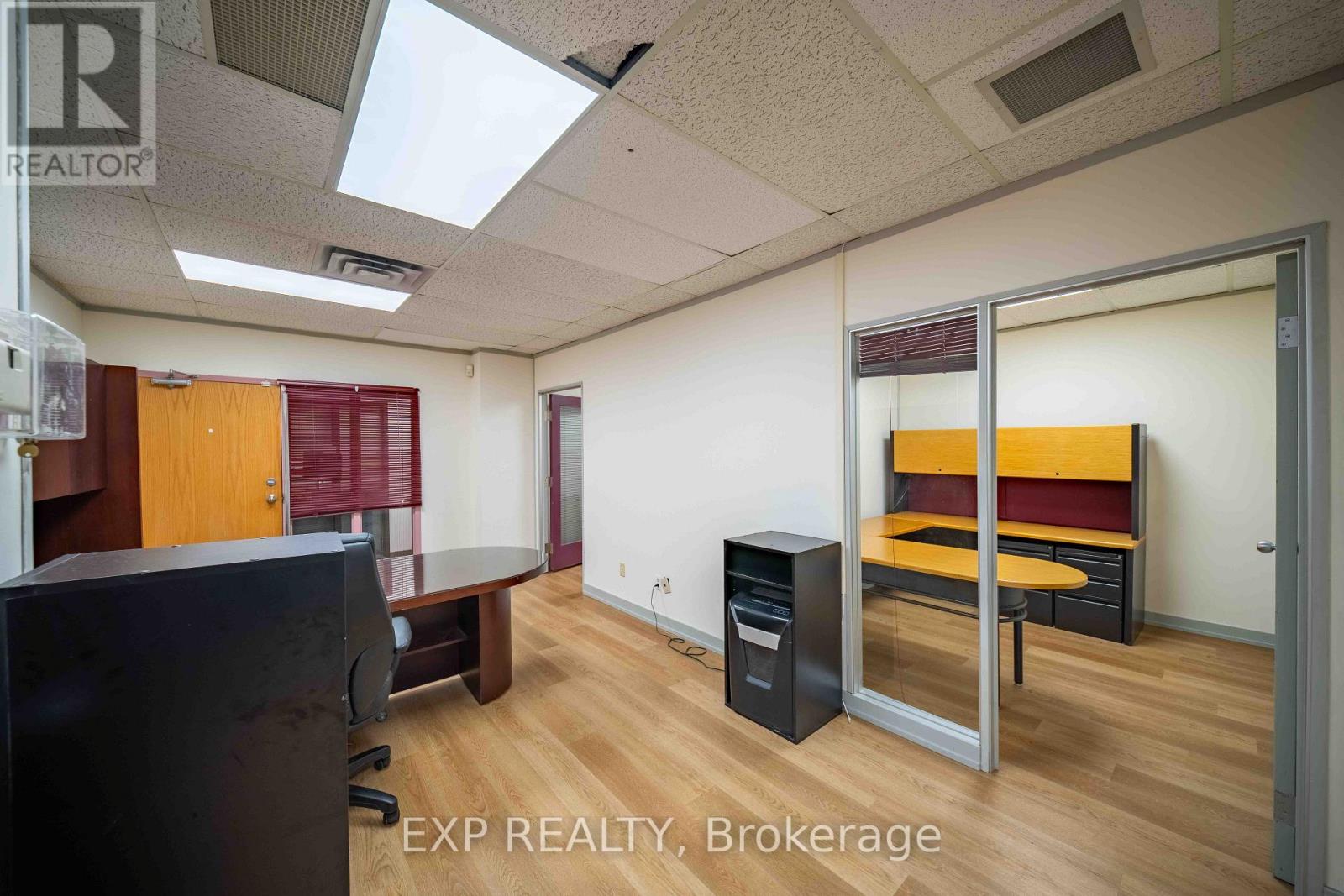 Office for Rent in Ottawa – 104 – 28 CONCOURSE GATE, Ottawa – MLS# X13587210 - Image 11