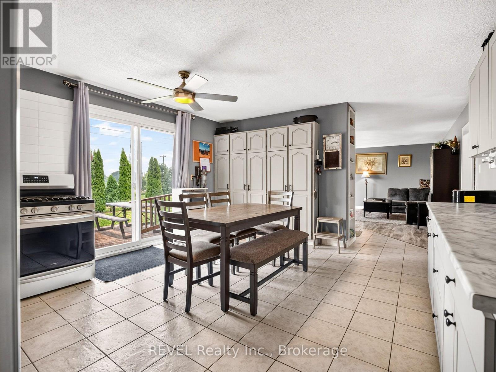 5282 SPRING CREEK ROAD - Image 9