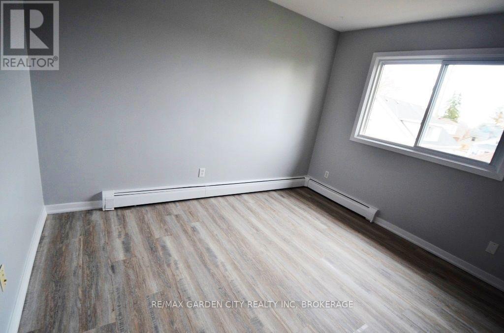 25 OTTAWA STREET - 16