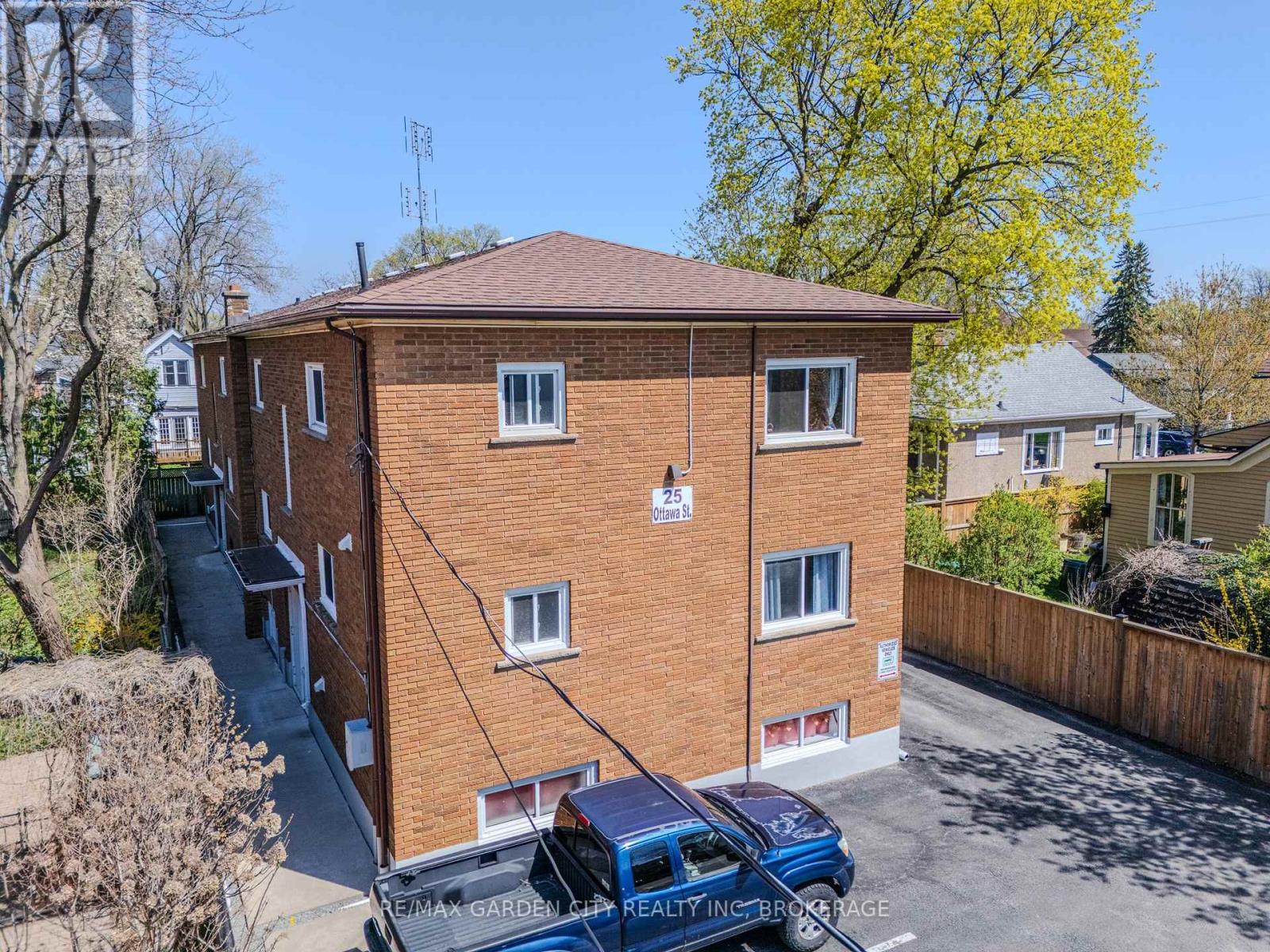 25 OTTAWA STREET - 6