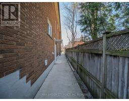 25 Ottawa Street, St  Catharines, ON L2R1Z1 Photo 8