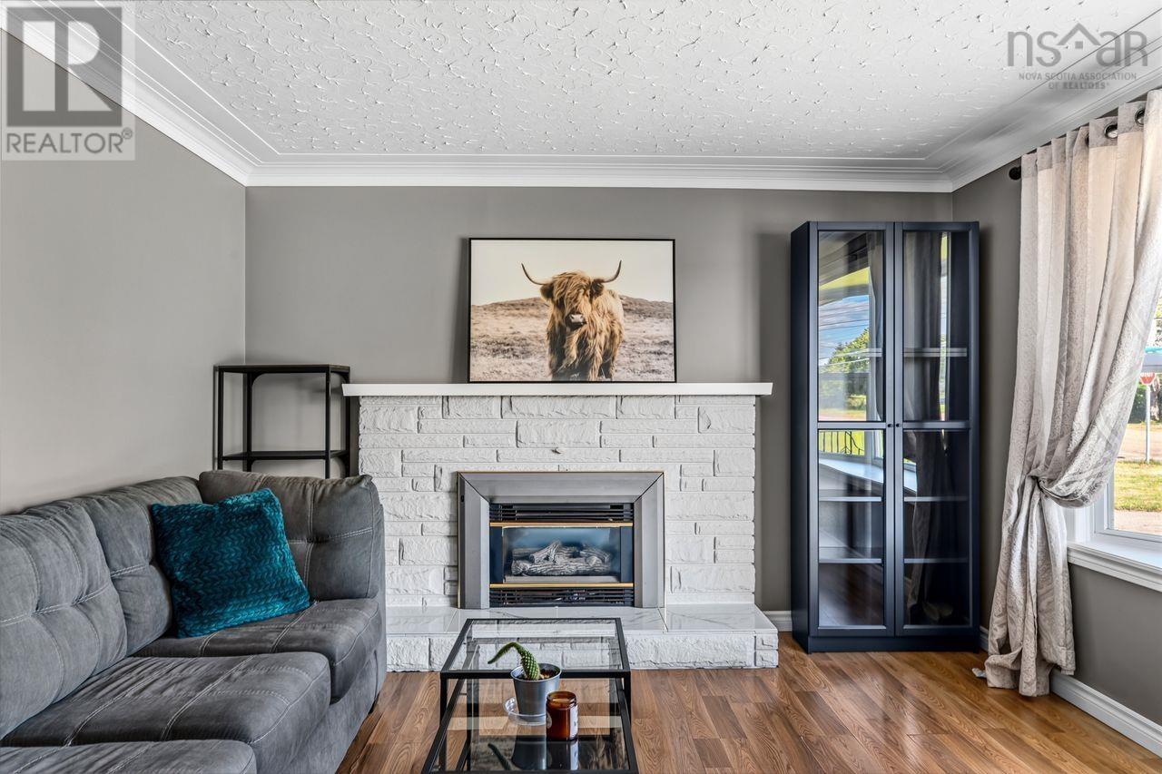 94 Brookside Road - 30