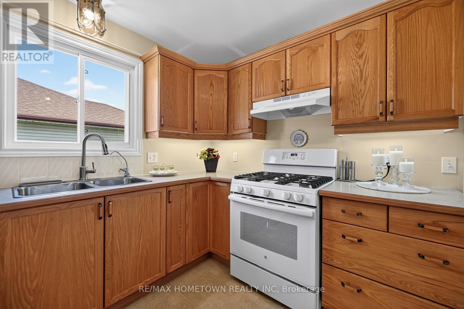 286 BELEY STREET - 12