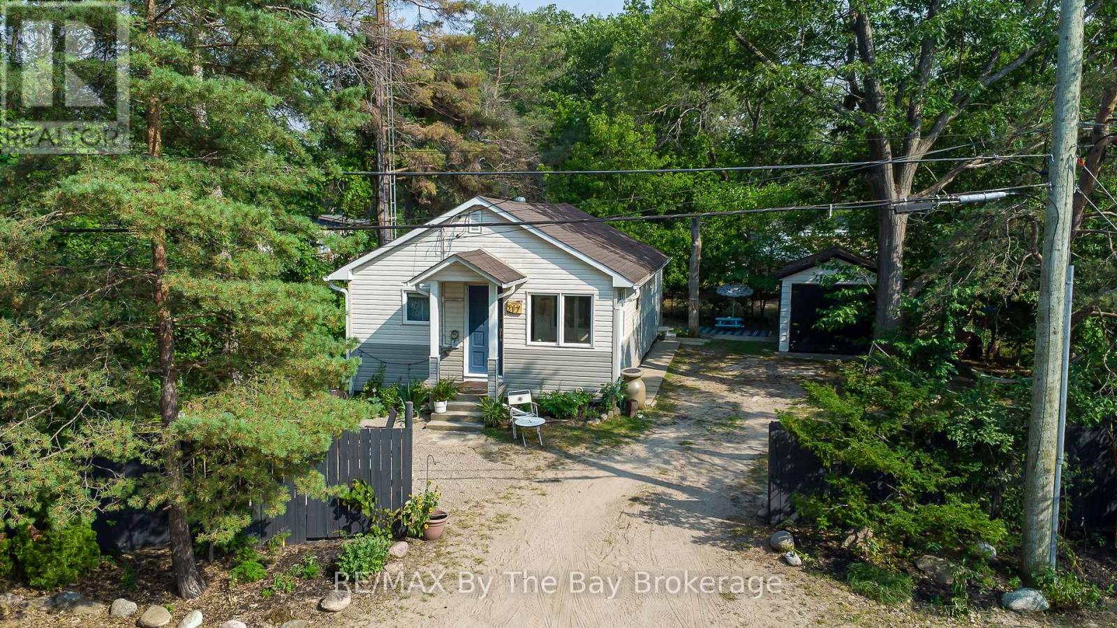 217 DUNKERRON AVENUE - Image 8