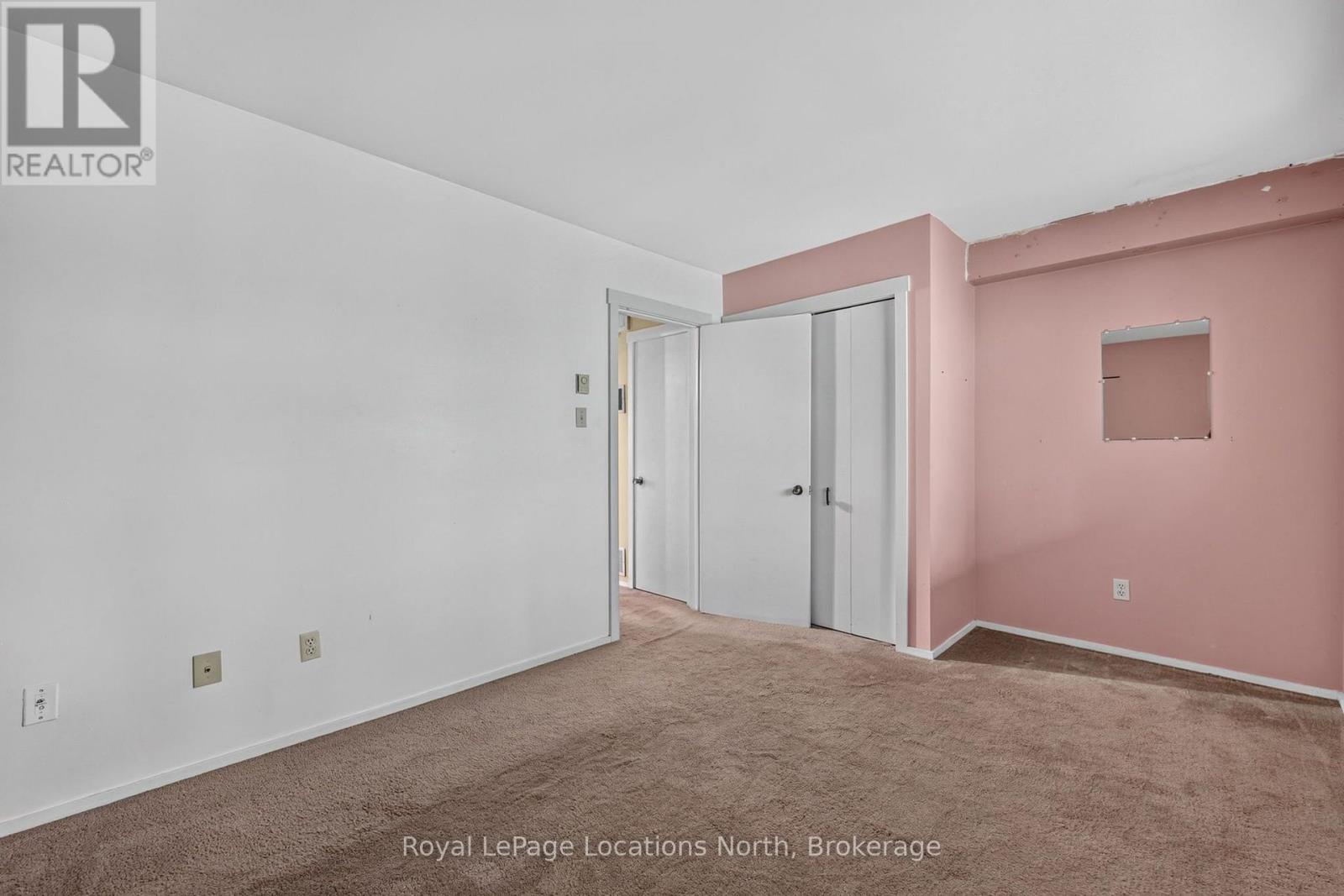 #253 13 HARBOUR STREET W - 20
