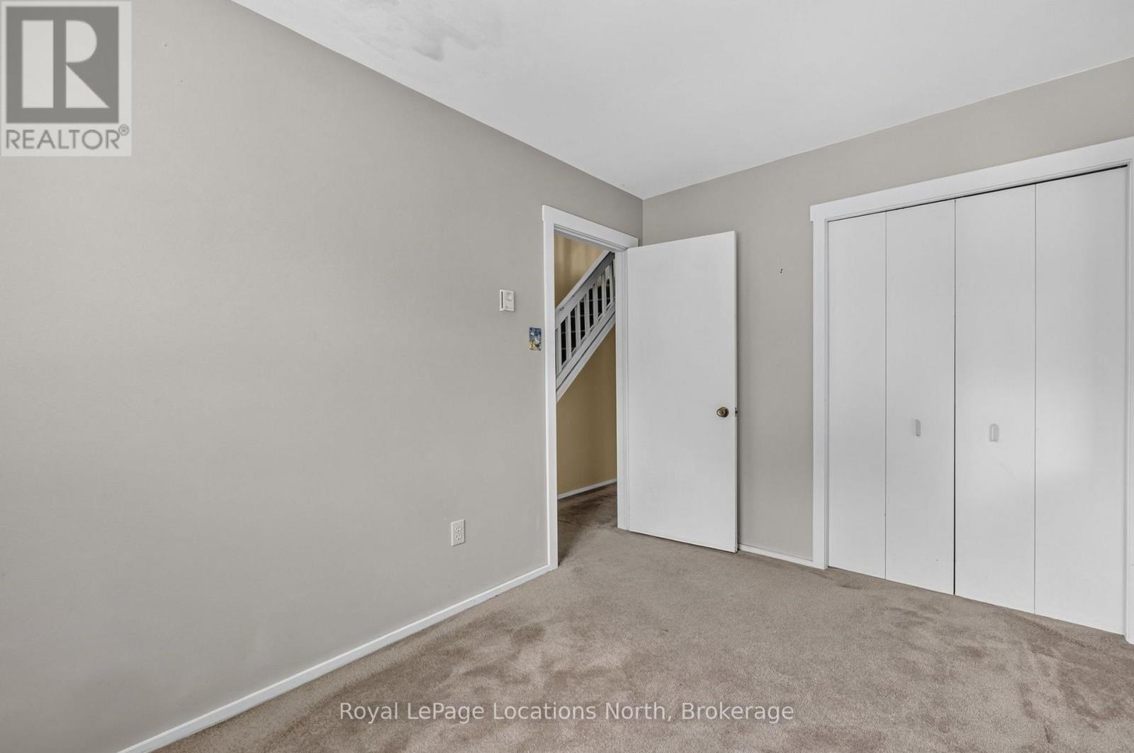 #253 13 HARBOUR STREET W - 22