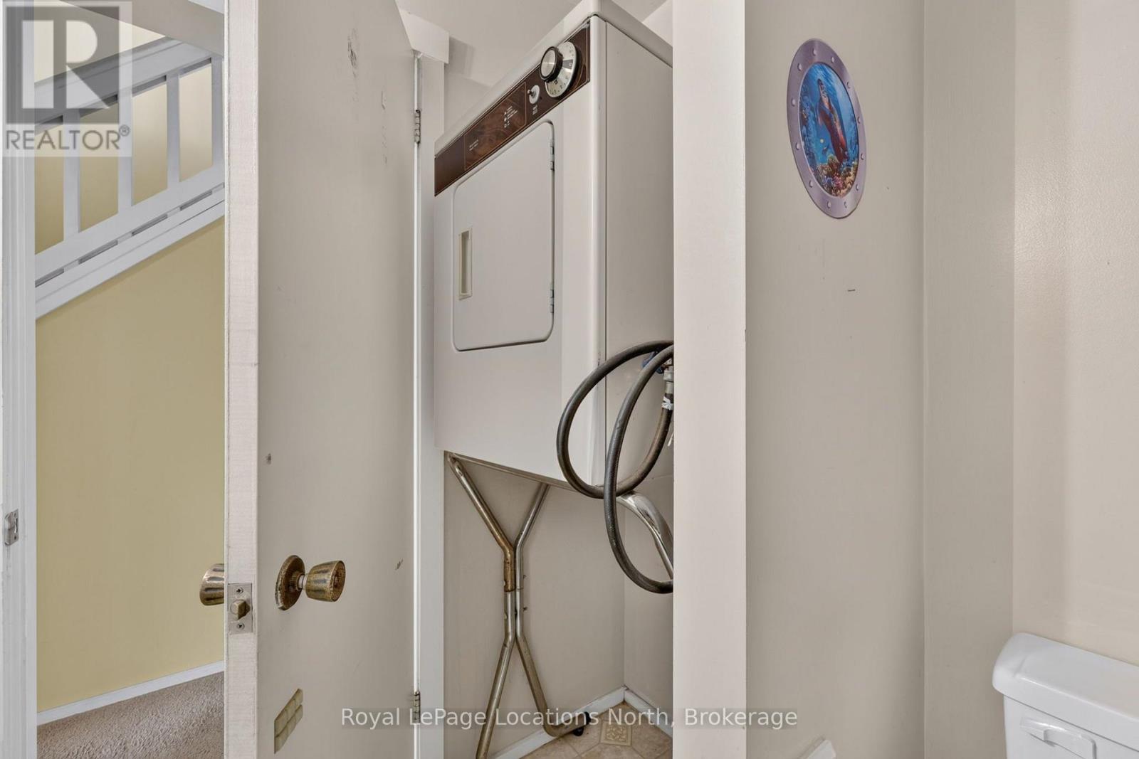 #253 13 HARBOUR STREET W - 26