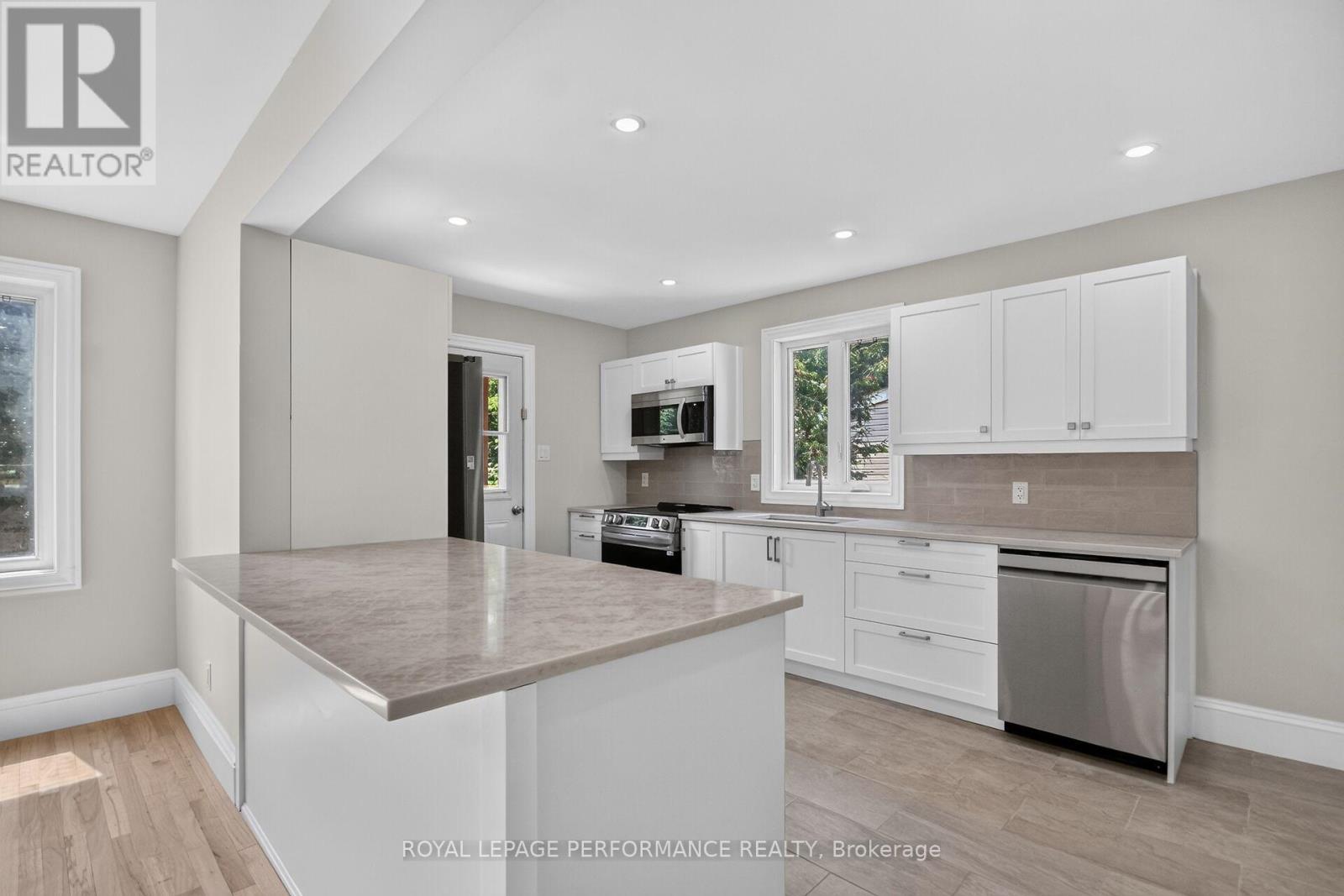 1104 ALDEA AVENUE - 11
