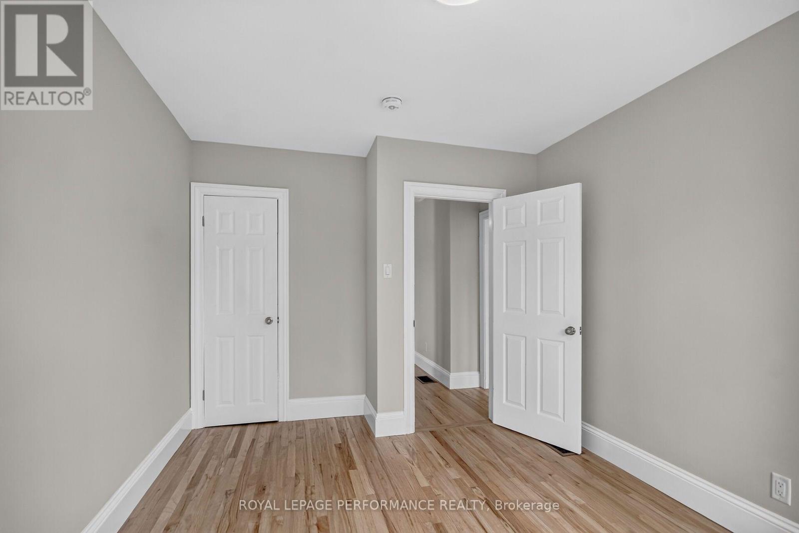 1104 ALDEA AVENUE - 36