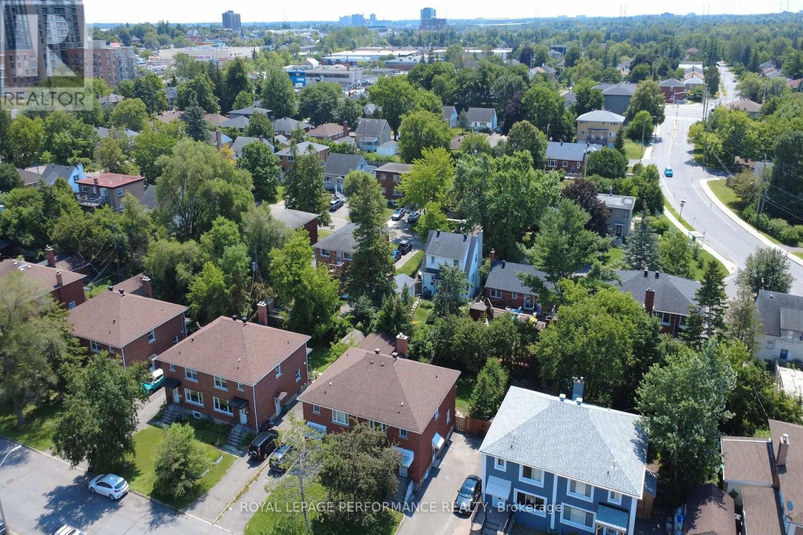 1104 ALDEA AVENUE - 44