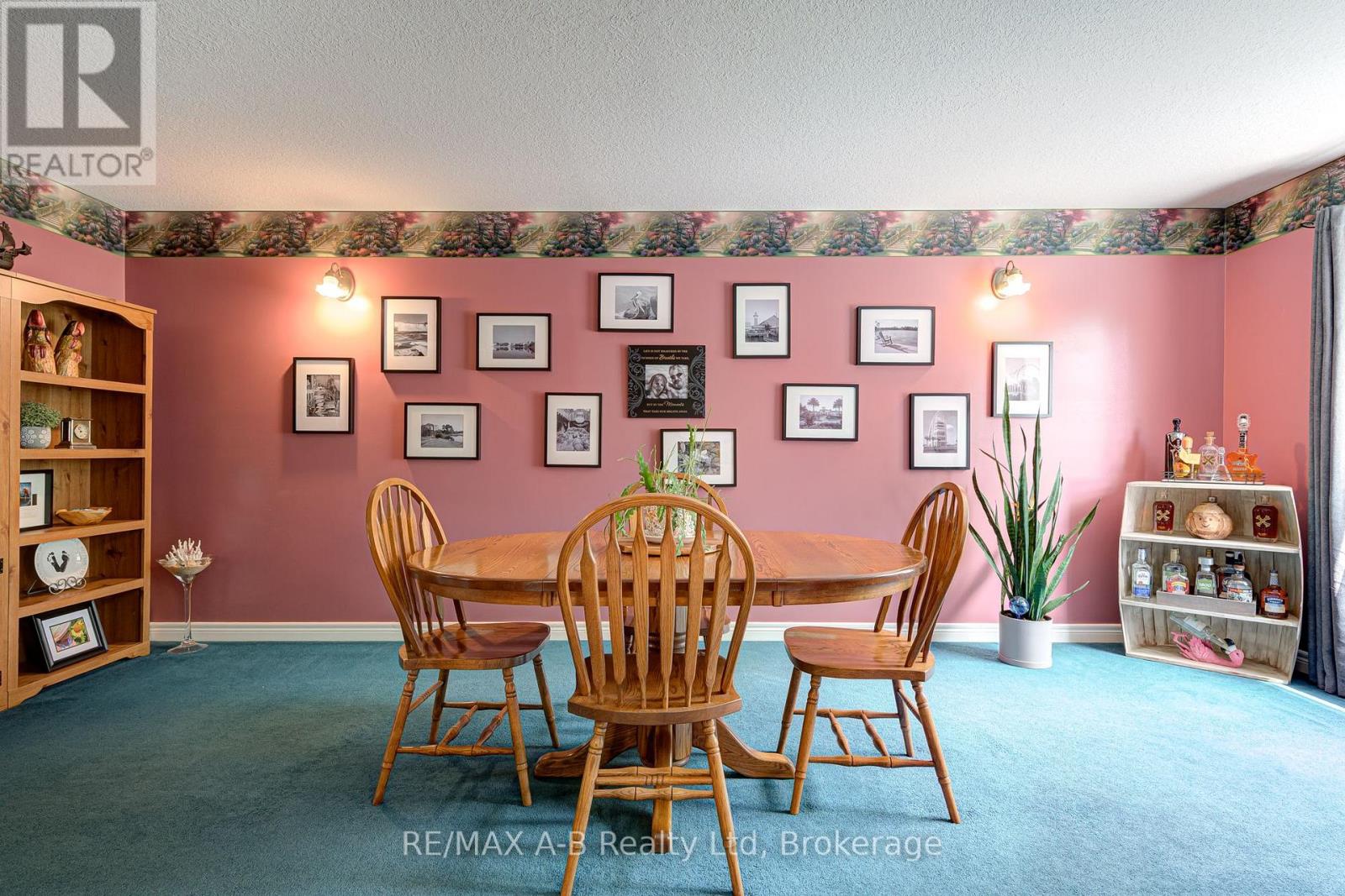 521 NELSON STREET - 10