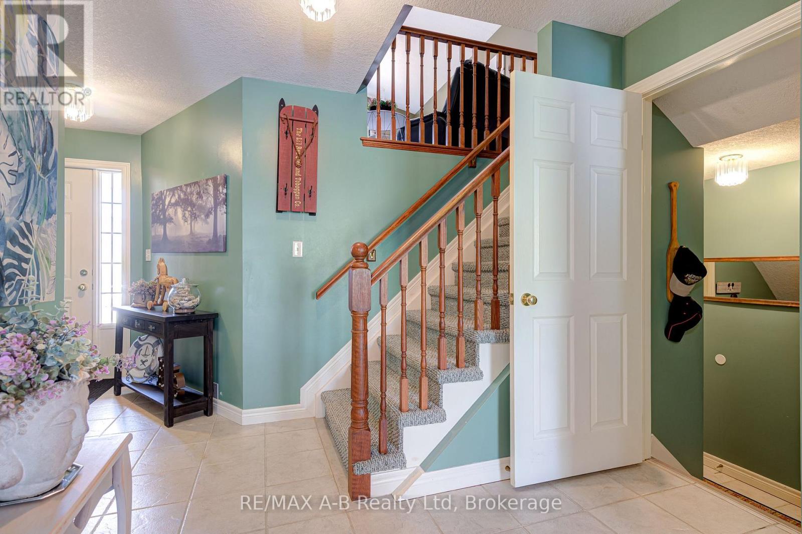 521 NELSON STREET - 18