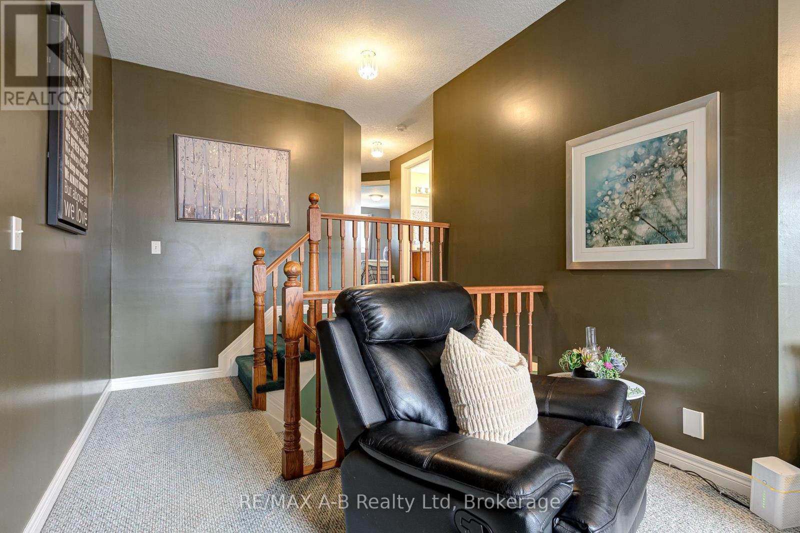 521 NELSON STREET - 23