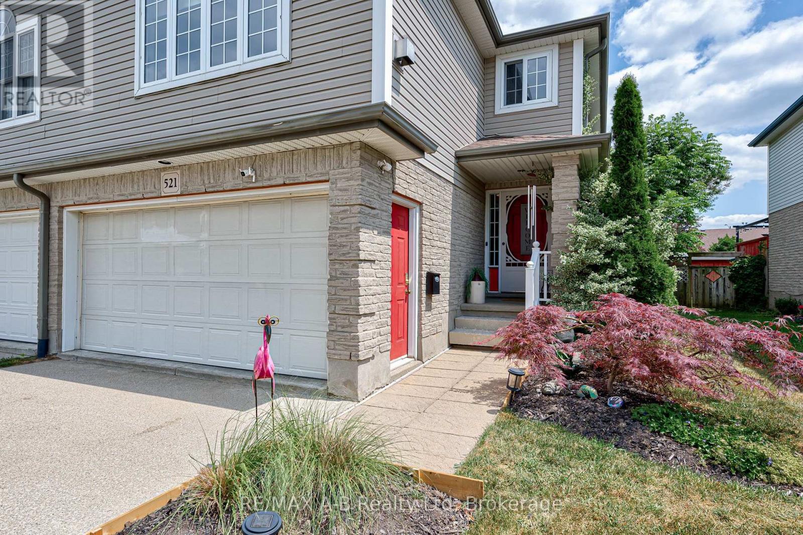 521 NELSON STREET - 3