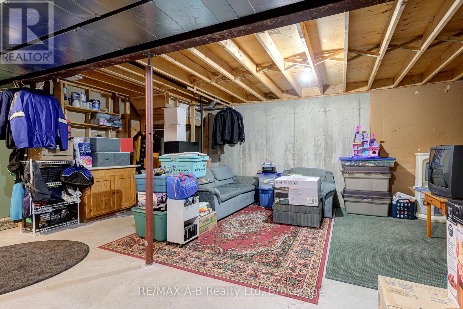 521 NELSON STREET - 33