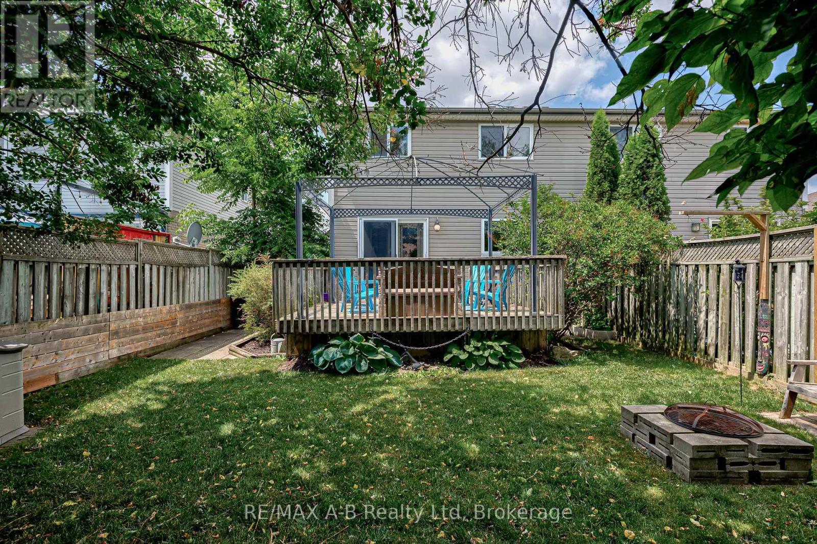 521 NELSON STREET - 42