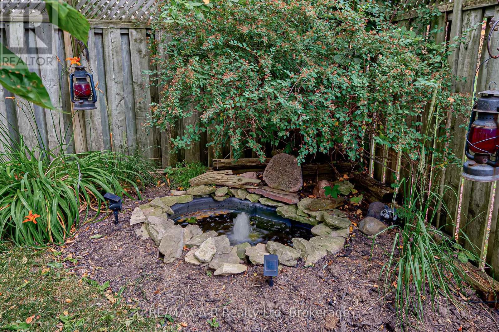 521 NELSON STREET - 47