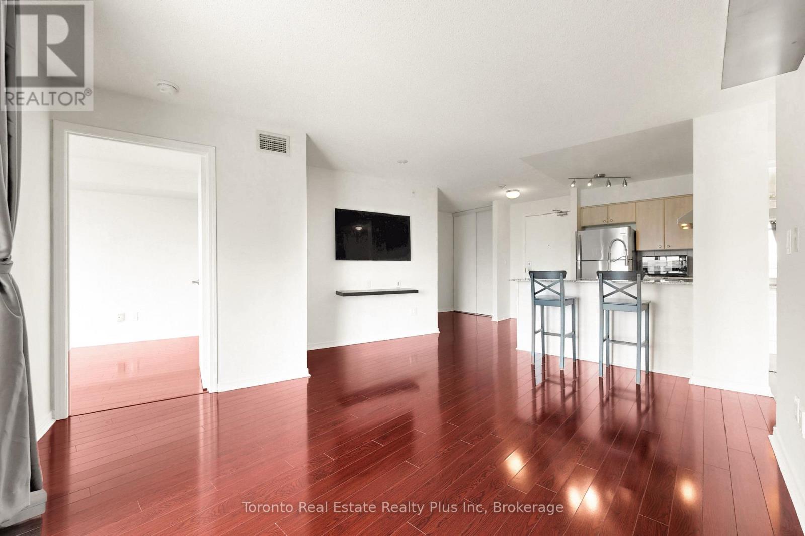 #507 18 VALLEY WOODS ROAD - Image 10