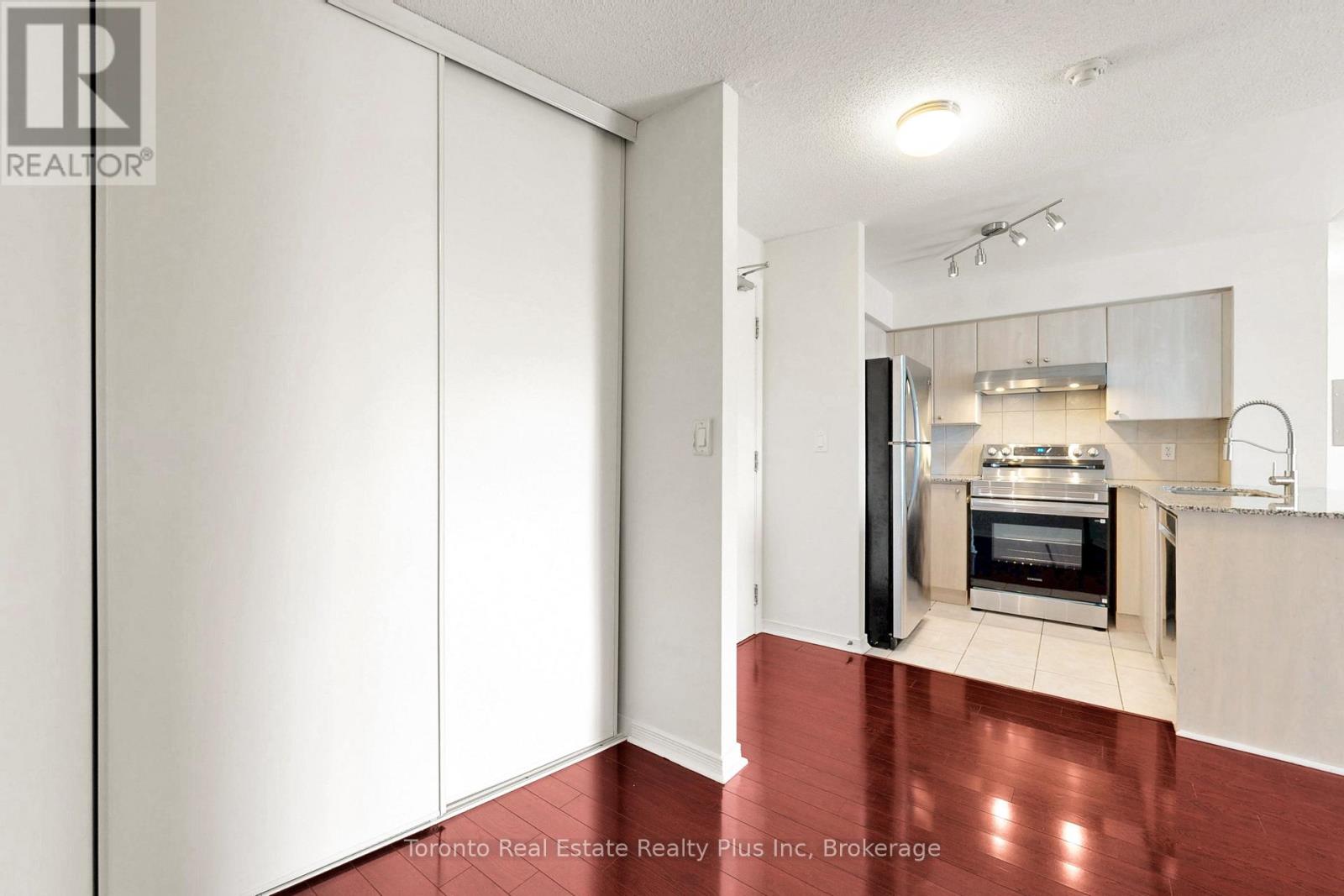 #507 18 VALLEY WOODS ROAD - Image 14