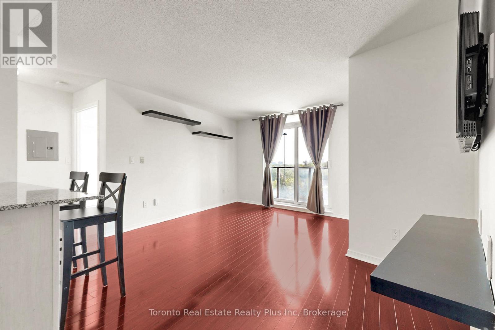 #507 18 VALLEY WOODS ROAD - Image 9