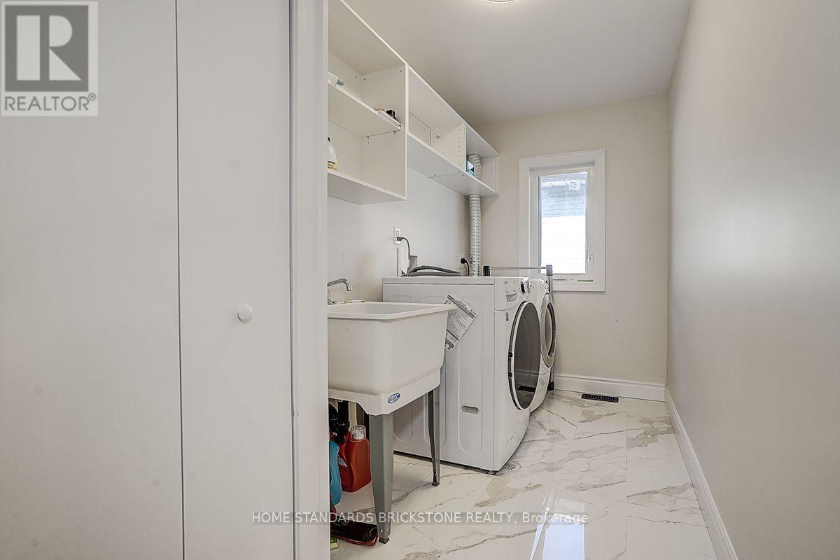 36 ABITIBI AVENUE - 45